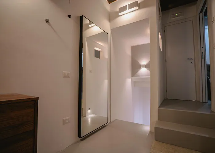 Lubea - Vinto House Collections